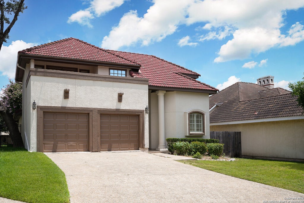 Photo of 19206 E BIRDSONG, San Antonio, TX 78258 (MLS # 2005706)