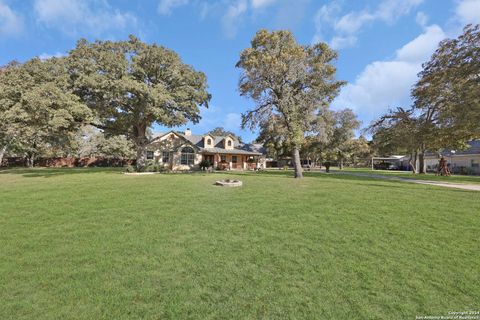 A home in La Vernia