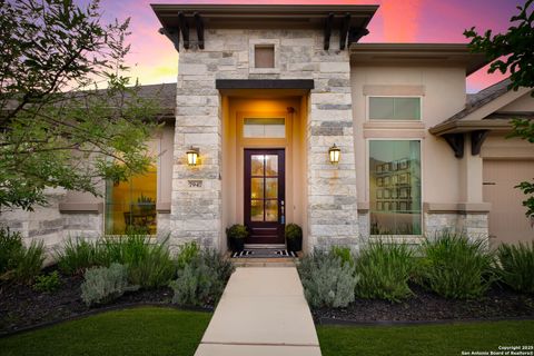 7947 Valley Crst Fair Oaks Ranch TX 78015