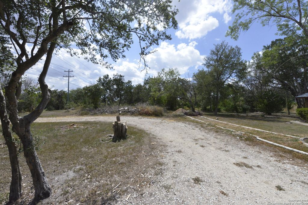 Photo of 633 Tolle, Cibolo, TX 78108 (MLS # 1896683)