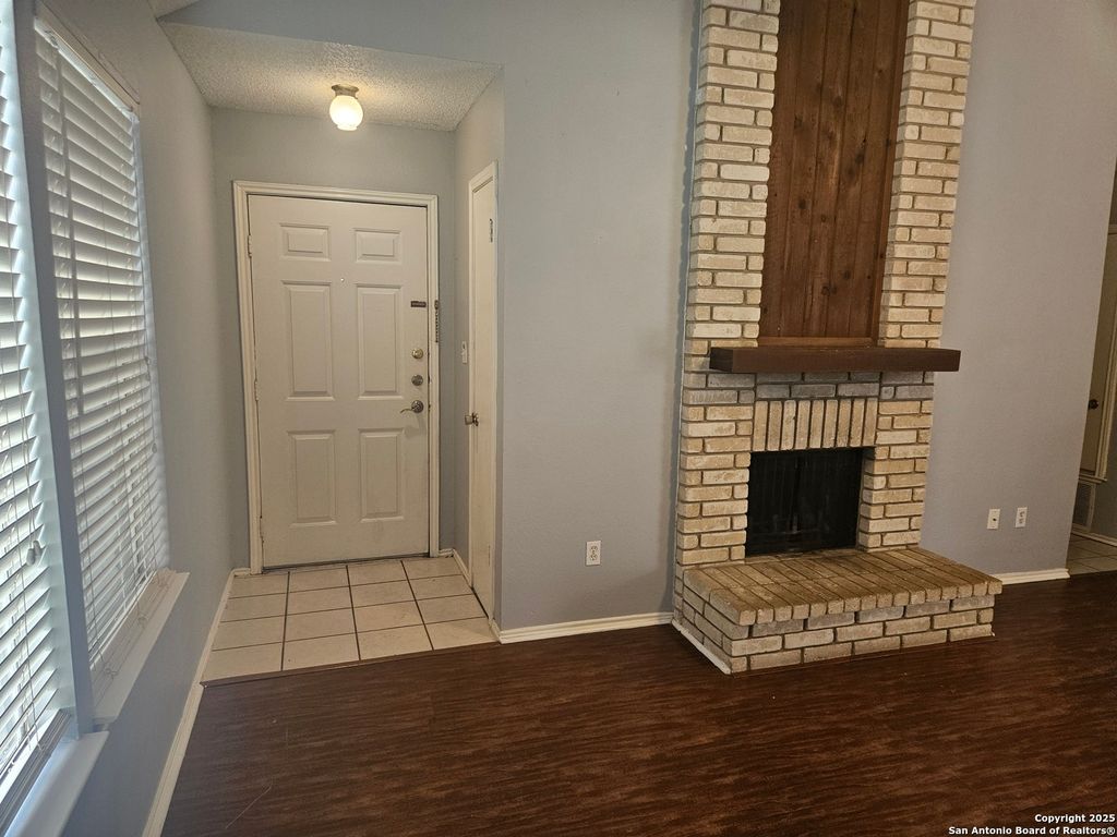 Photo of 10114 Terra Oak, San Antonio, TX 78250 (MLS # 1908424)