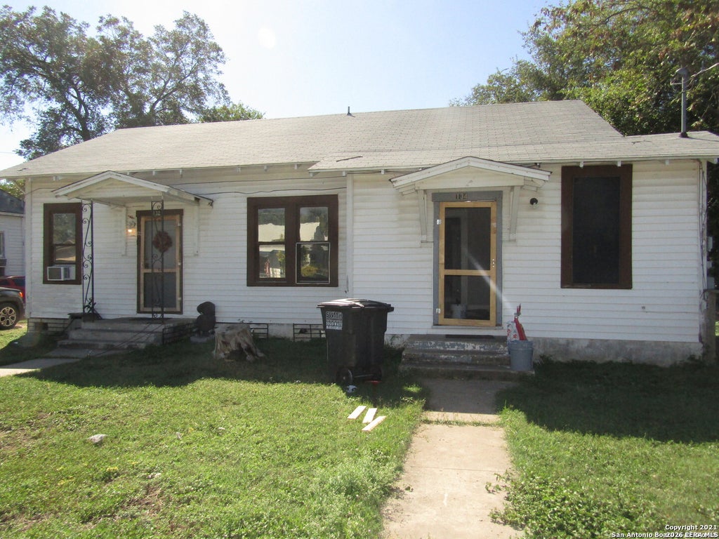 Photo of 134 Gladstone, San Antonio, TX 78214 (MLS # 1973694)