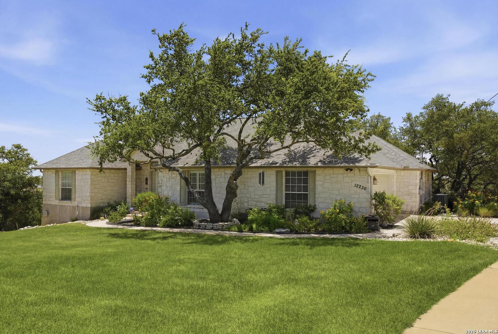 Photo 1 of 34 — 13230 ADOBE WALLS DR, Helotes, TX 78023