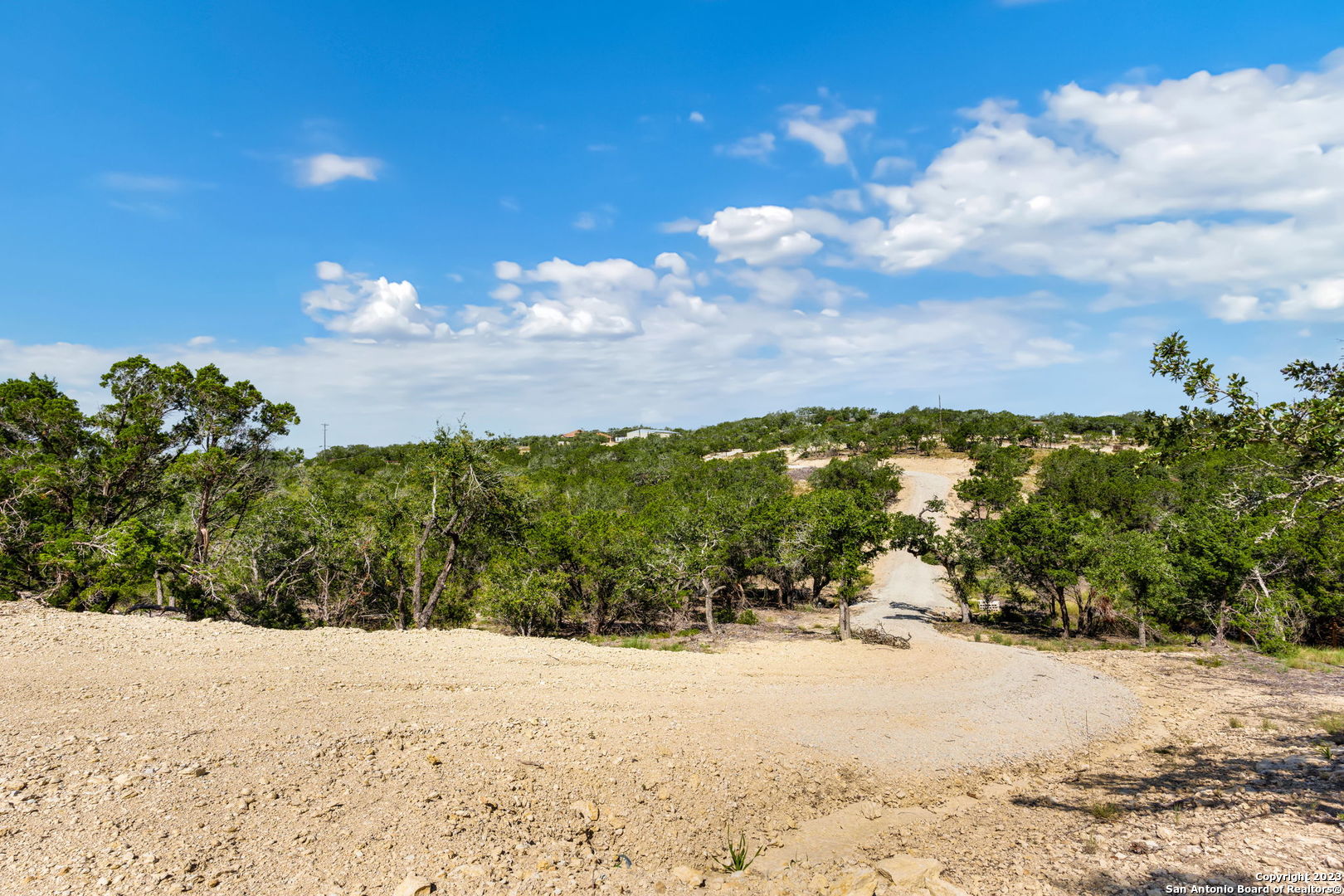 472 Stallion Estates Dr