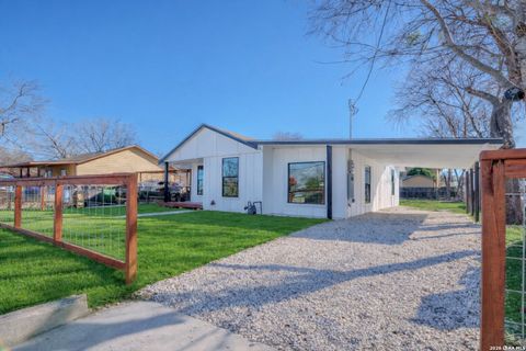 3206 La Rosa San Antonio TX 78211