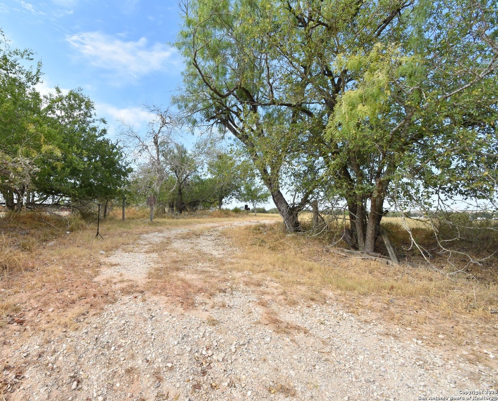 Photo of 4.27 ACRES Mathis Ln, San Antonio, TX 78264 (MLS # 1897196)