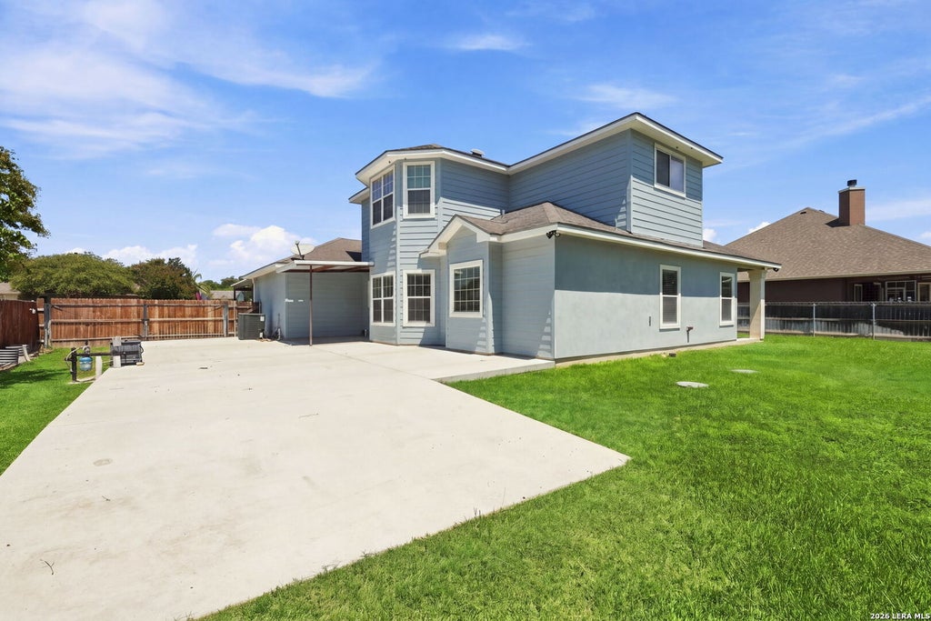 Photo of 601 Mourning Dove Dr, McQueeney, TX 78123 (MLS # 2023740)