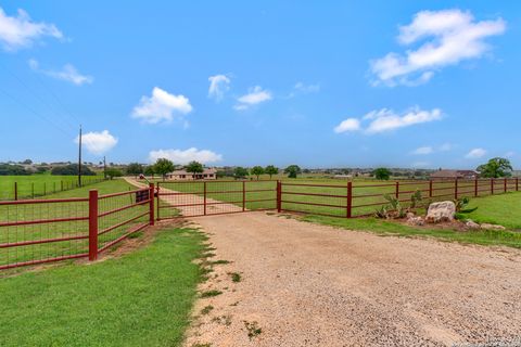 A home in La Vernia