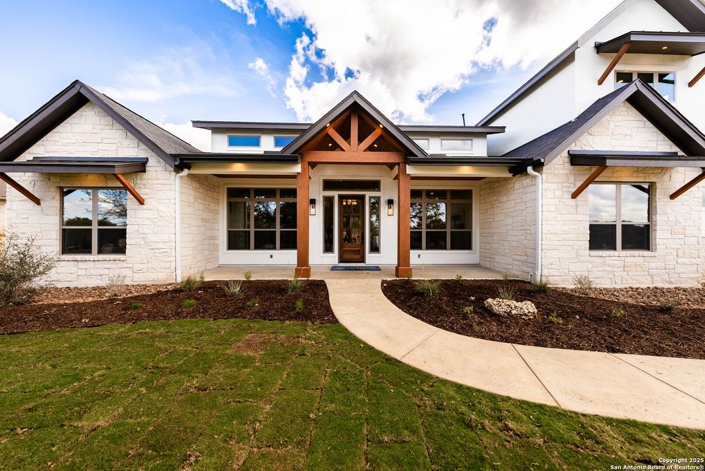 Photo of 24351 Tres Arroyos, San Antonio, TX 78255 (MLS # 1932421)