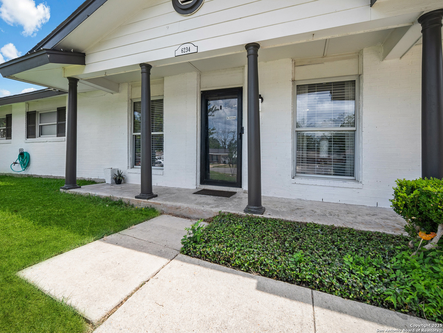 6234 Fir Valley