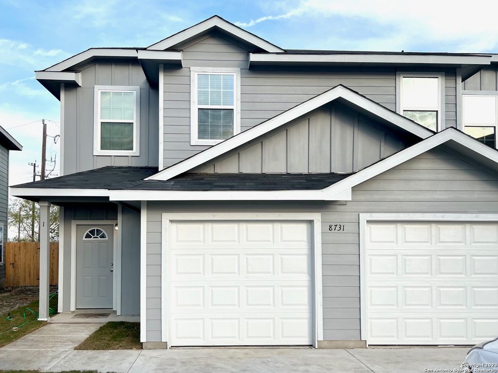 Photo of 7927 Dial Ike Dr 201 #201, San Antonio, TX 78218 (MLS # 1938481)