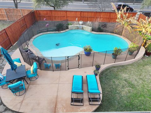 Photo of 158 Glen Eagles, Cibolo, TX 78108 (MLS # 1936401)