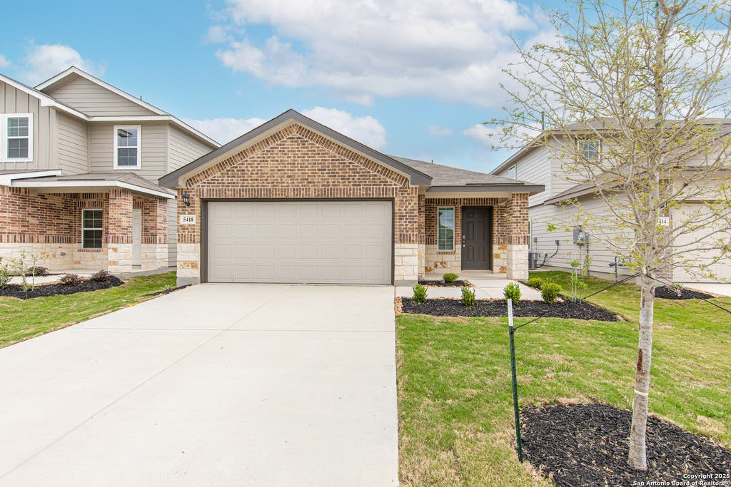 Photo of 5418 CONCHO SPGS, San Antonio, TX 78253 (MLS # 2008347)