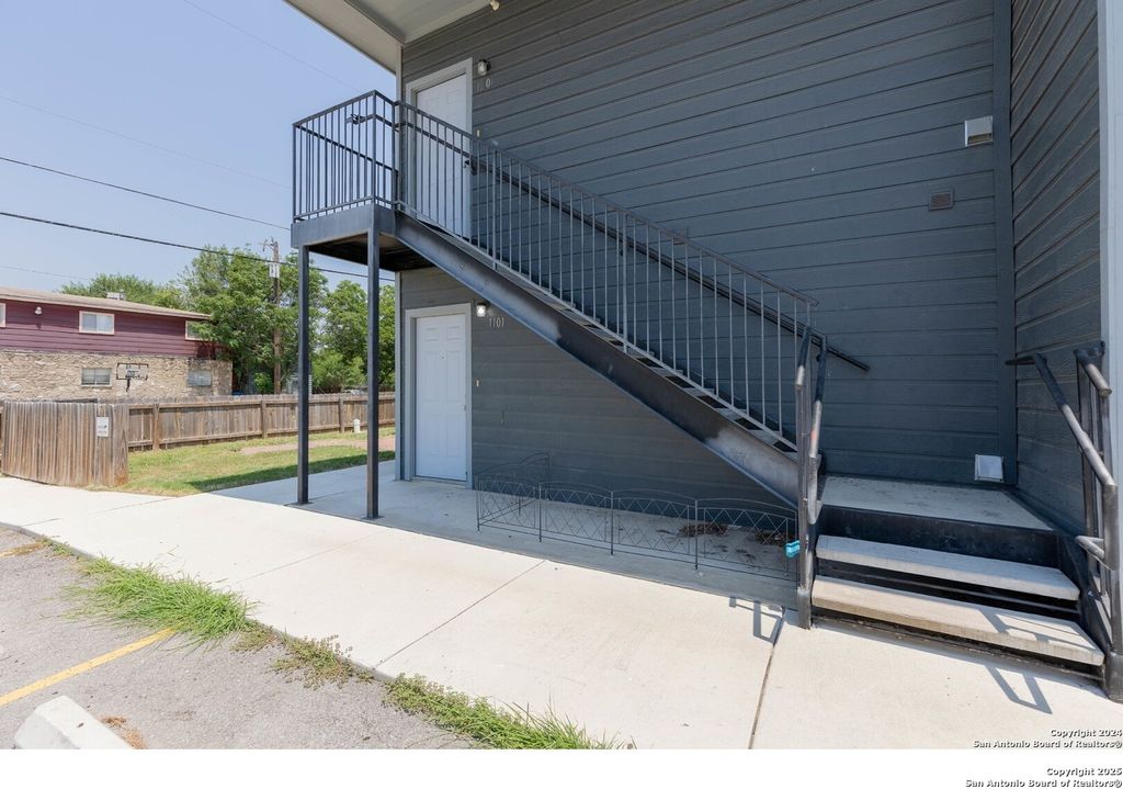 Photo of 8111 Landing, San Antonio, TX 78227 (MLS # 1872840)