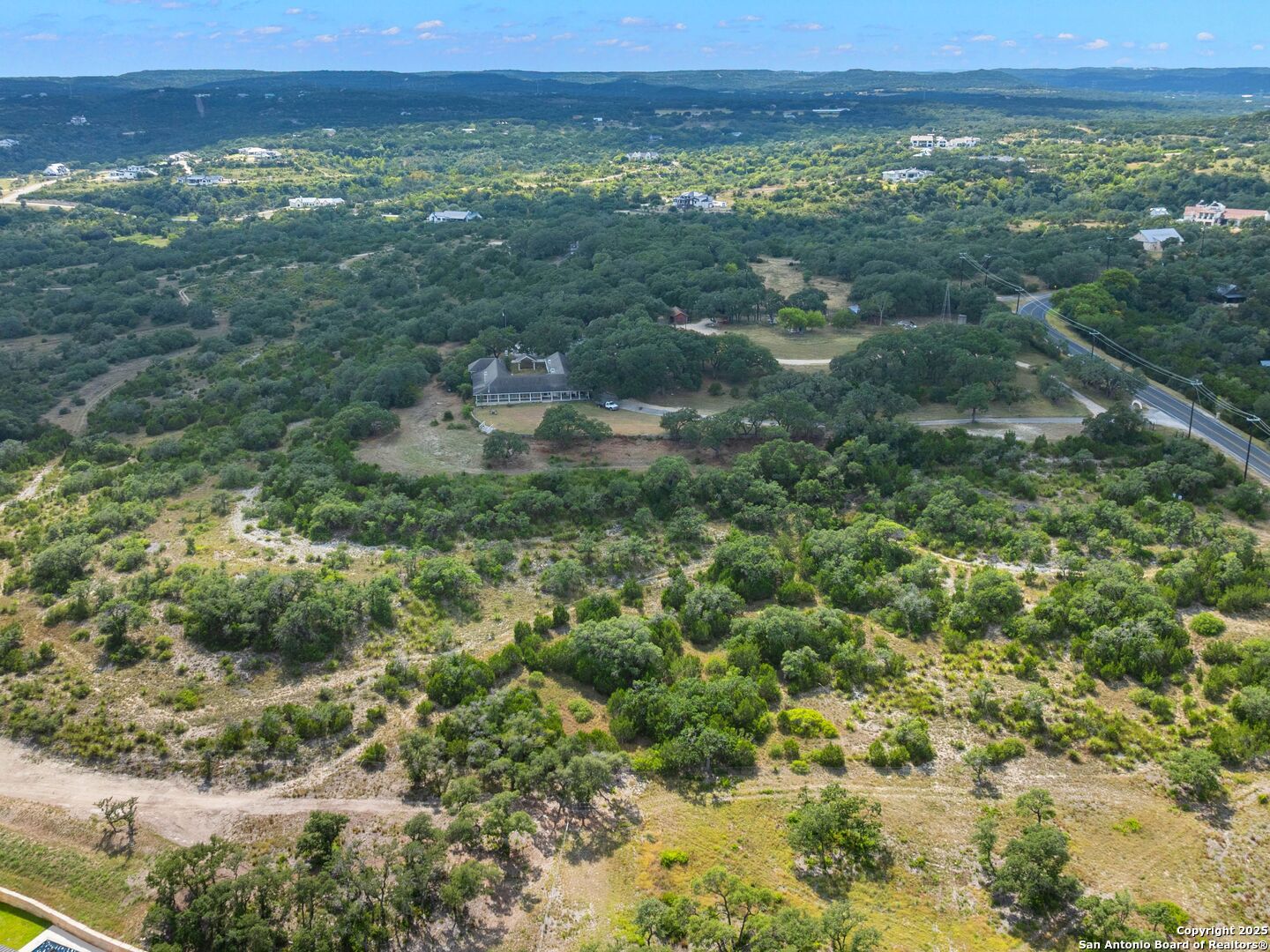 27016 Toutant Beauregard