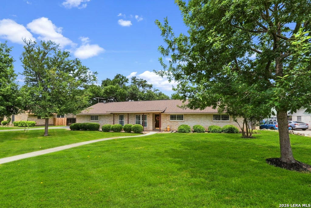 426 Yosemite Dr
