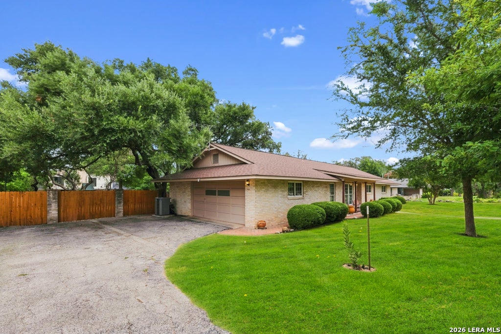 426 Yosemite Dr