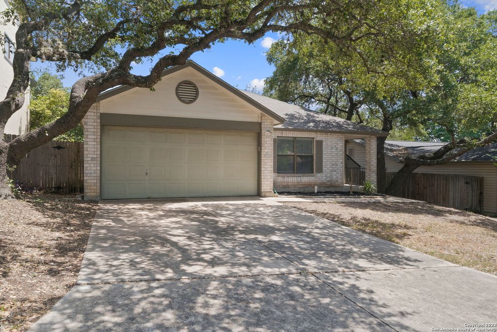 Photo of 7716 Flower Bluff, San Antonio, TX 78240 (MLS # 1911390)