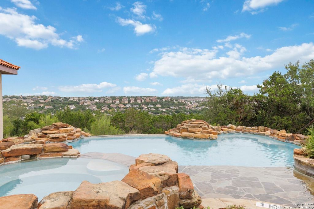 Photo of 23510 Canyon Golf 101 #101, San Antonio, TX 78258 (MLS # 1892940)