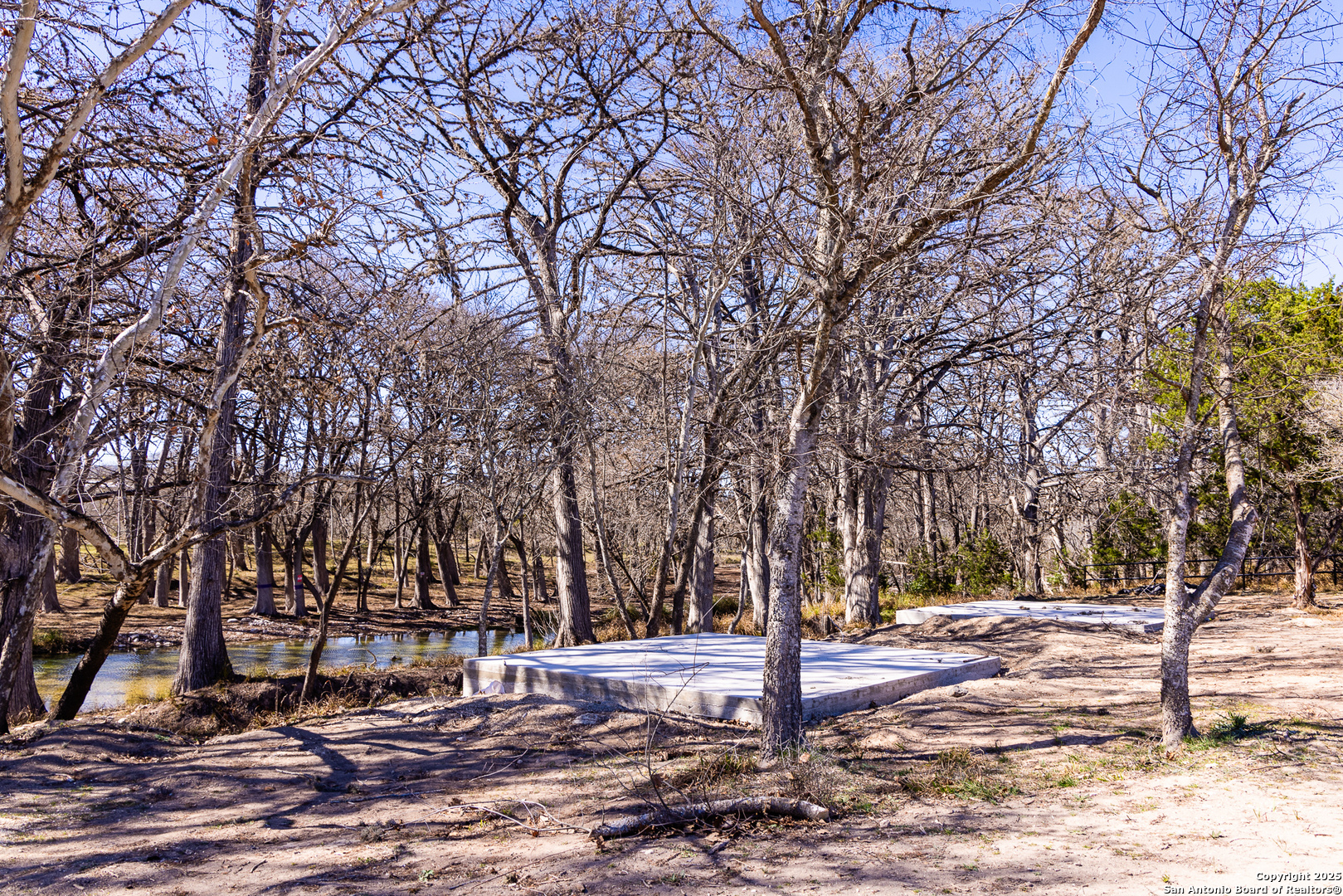 2400 Little Dry Frio Road