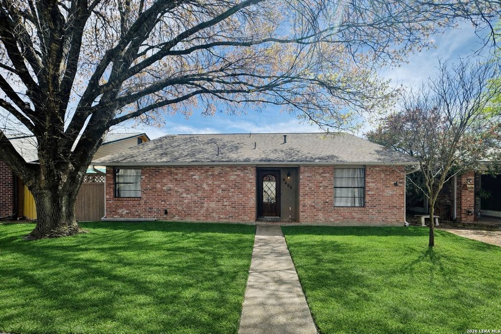 Photo of 6608 Honey Hl, San Antonio, TX 78229 (MLS # 1956911)