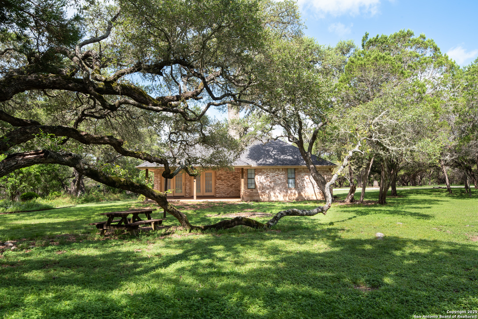 1100 Isaac Creek