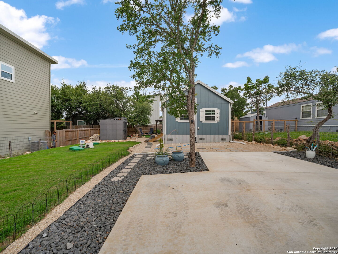 2056 Dry Creek