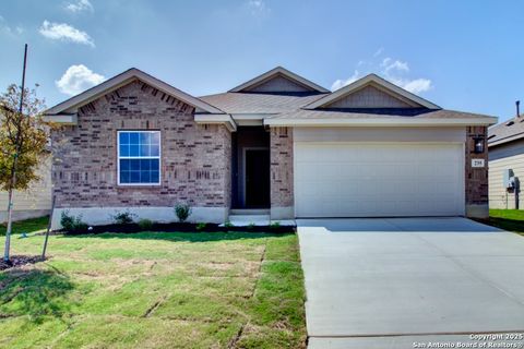 235 Red Arrow San Antonio TX 78253