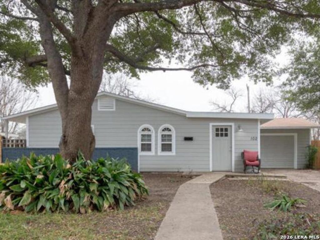 Photo of 102 ANTRIM DR, San Antonio, TX 78218 (MLS # 1957465)