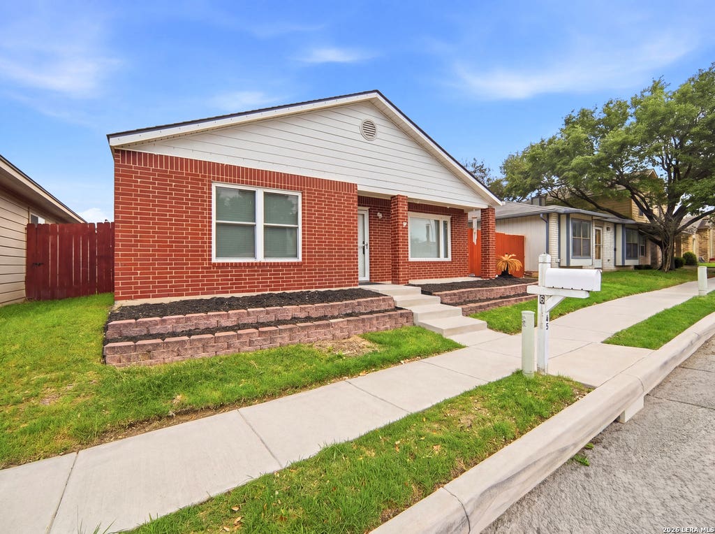 Photo of 659 MEADOW ARBOR LN, Universal City, TX 78148 (MLS # 1945888)