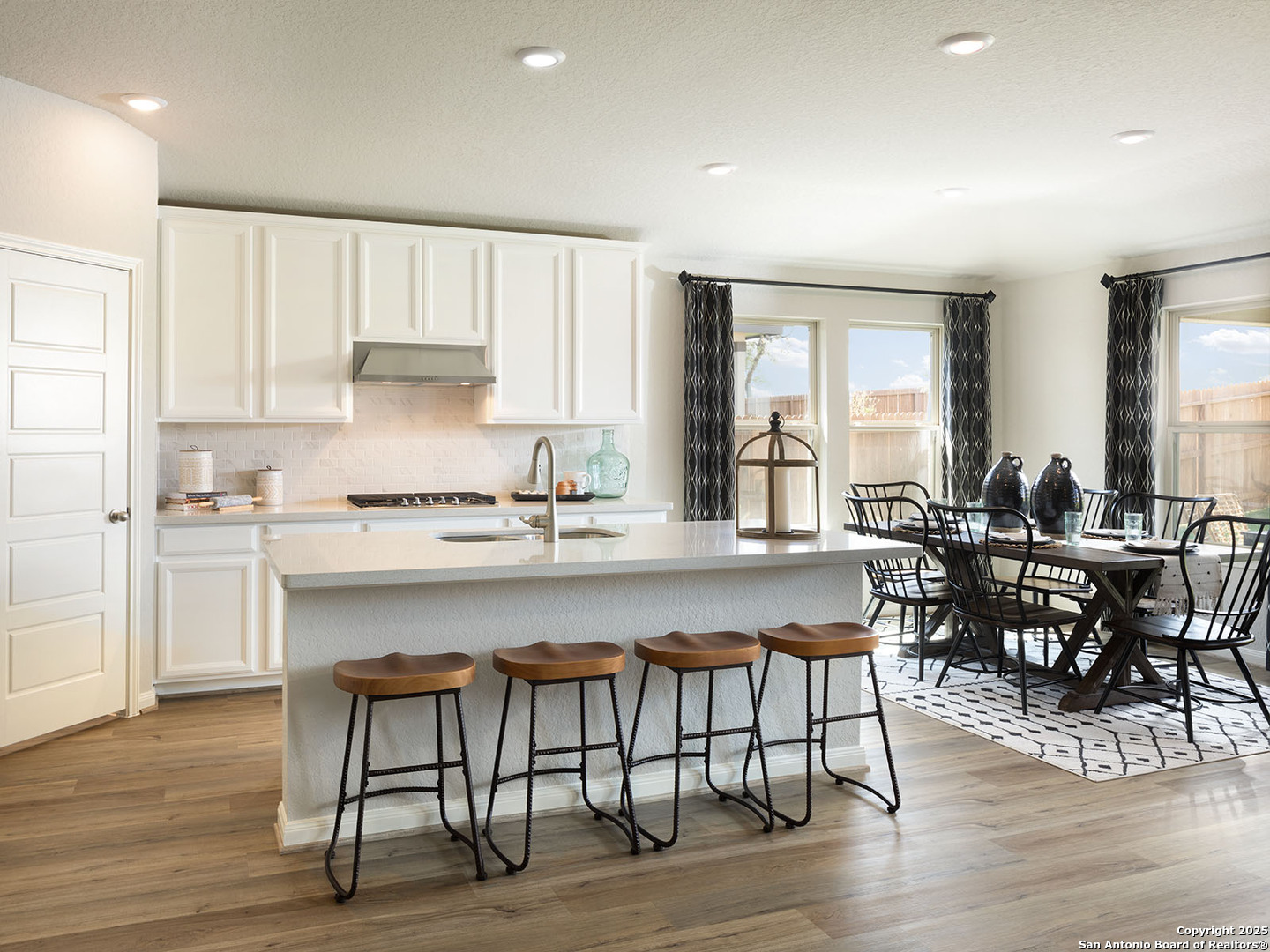 126 Dakota Ridge