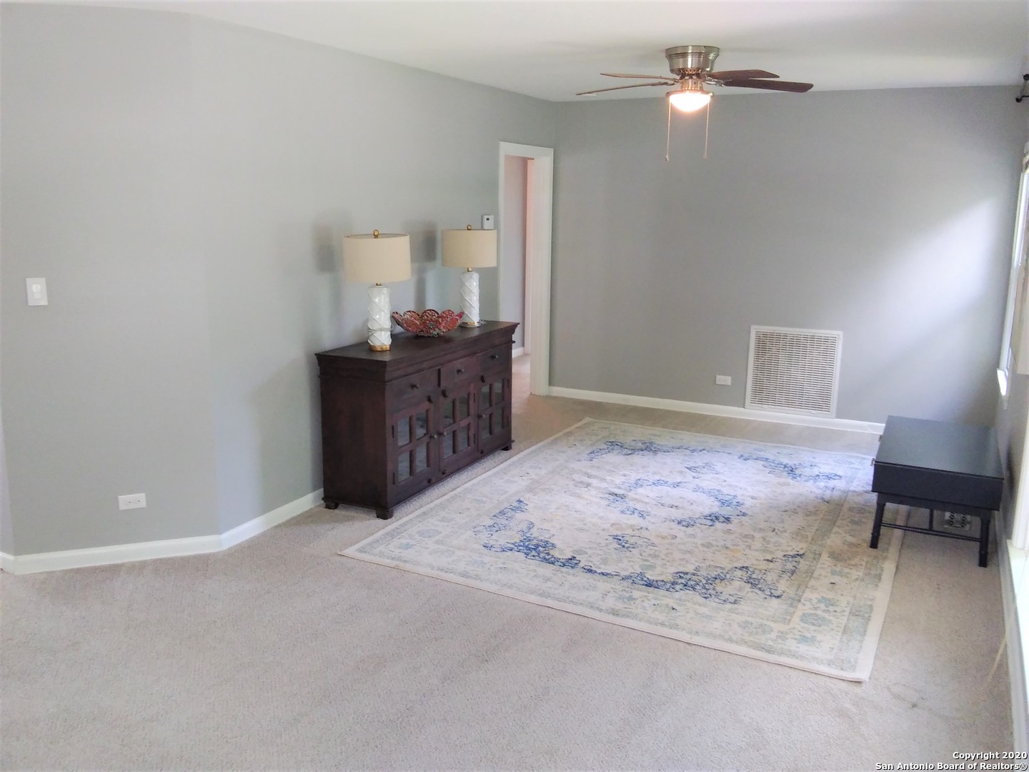 353 IRVINGTON DR
