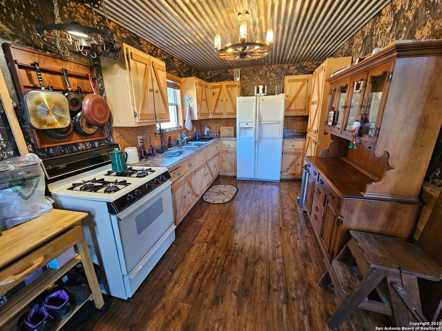 1035 Riemer Creek Rd