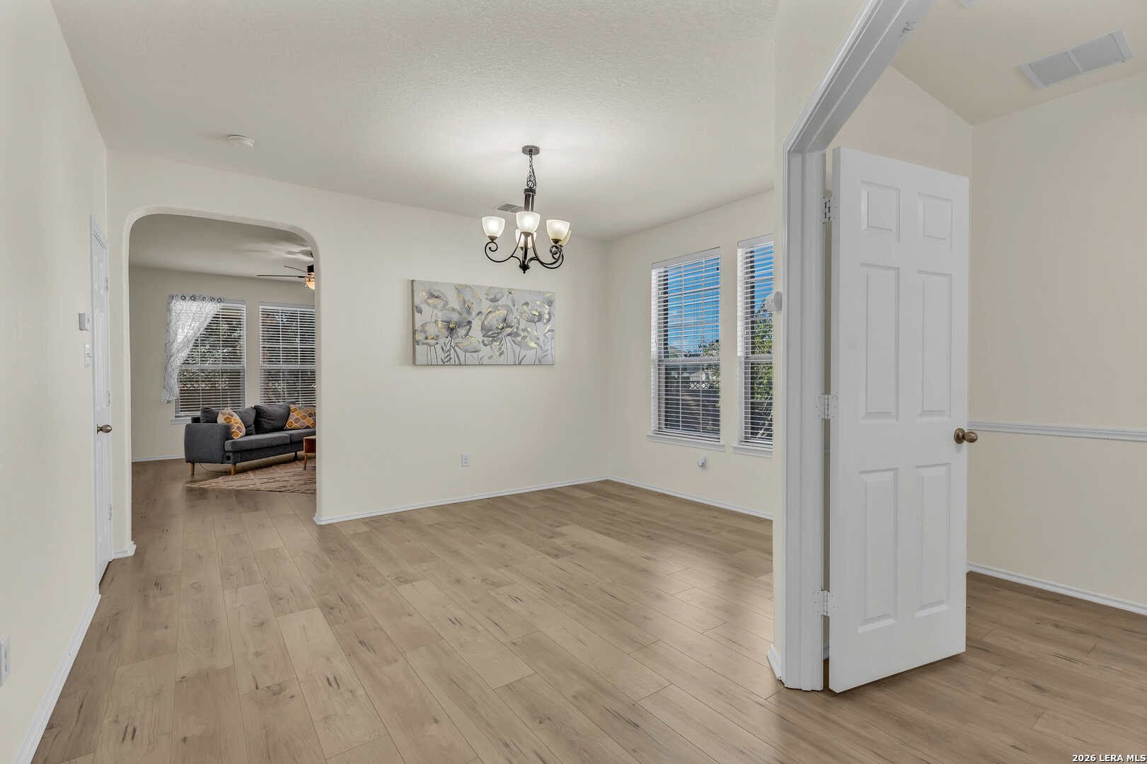 112 COYOTE CIR