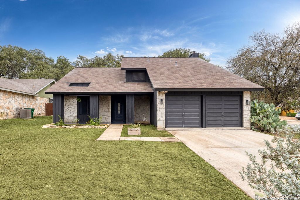 Photo of 5602 Timber Peak, San Antonio, TX 78250 (MLS # 1926745)