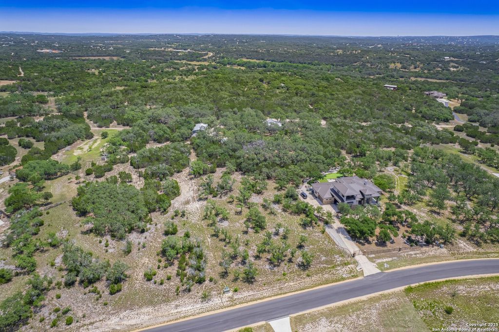 Photo of 1552 Lake Ridge Blvd, Canyon Lake, TX 78133 (MLS # 1869657)