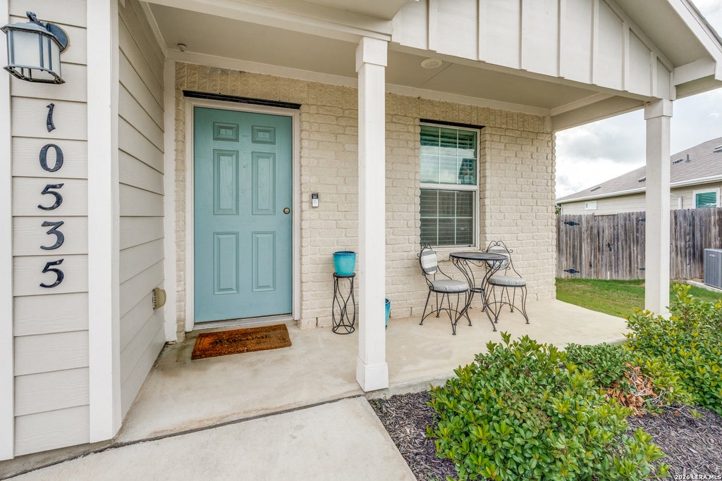 Photo of 10535 Hammock Hill, Converse, TX 78109 (MLS # 1962927)