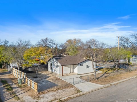 A home in Uvalde