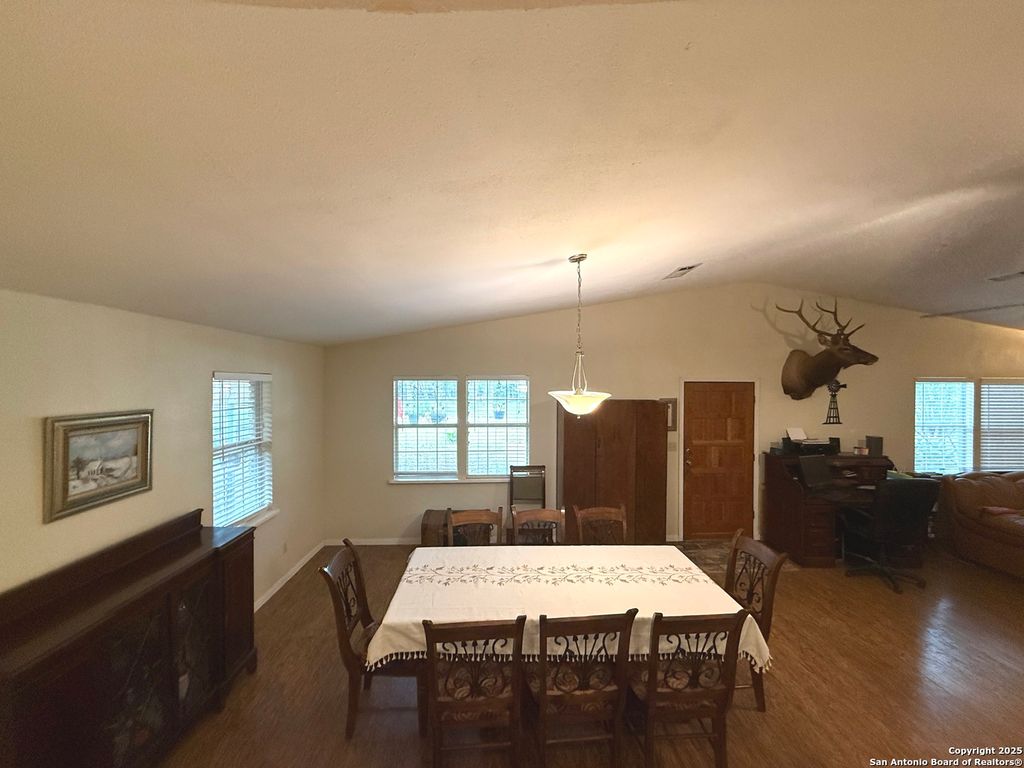 Photo of 717 Lookout, Canyon Lake, TX 78133 (MLS # 1890464)