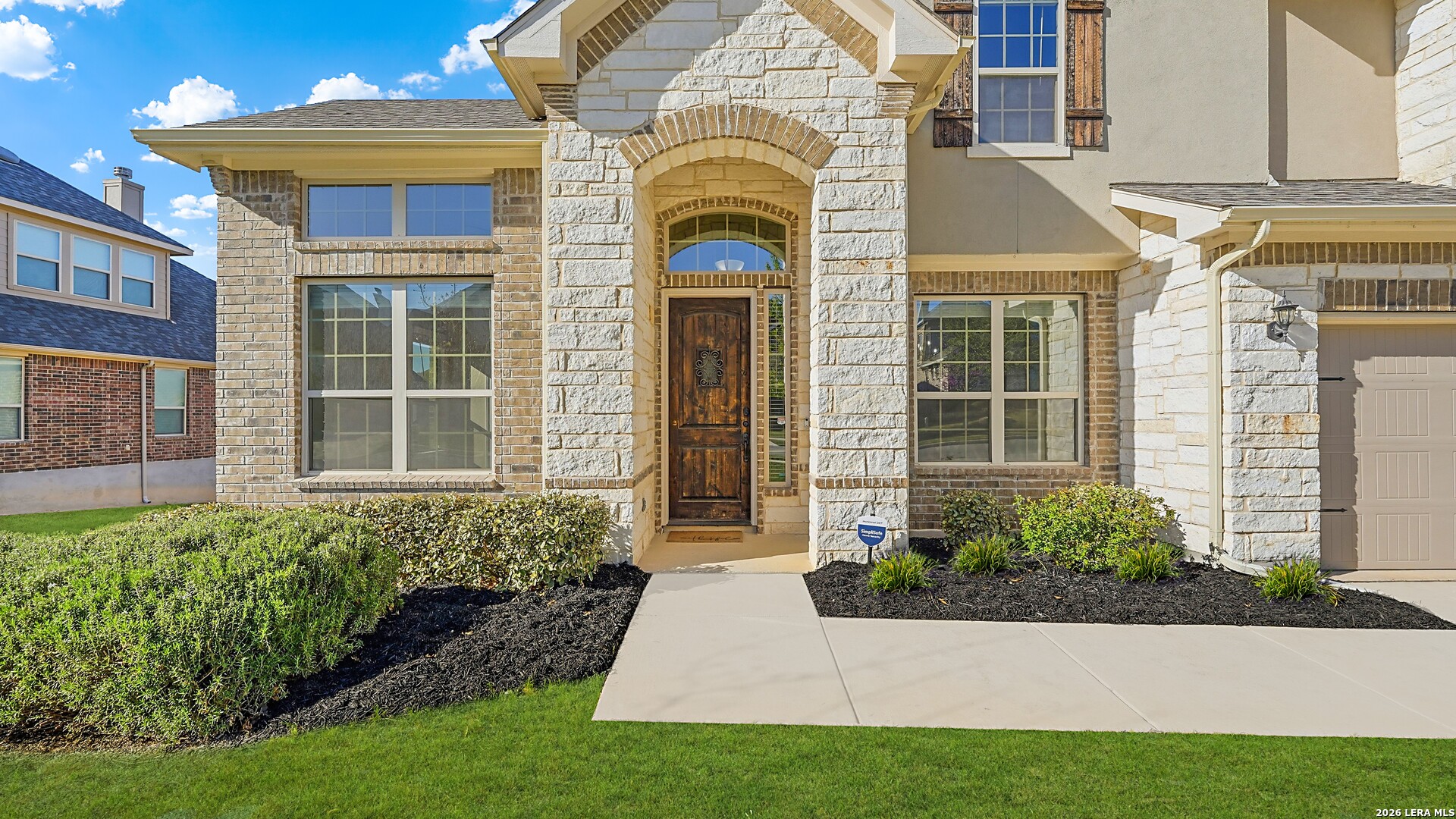 Search 1143 Roaring Falls