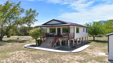 58 Weston Road Leakey TX 78873