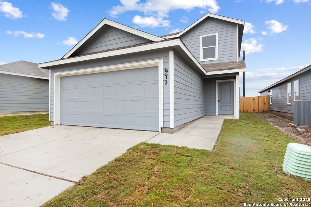 Photo of 972 Pastar Creek, Seguin, TX 78155 (MLS # 1926768)