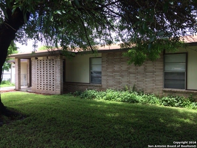 Photo of 7007 WESTVILLE DR, San Antonio, TX 78227 (MLS # 2018999)