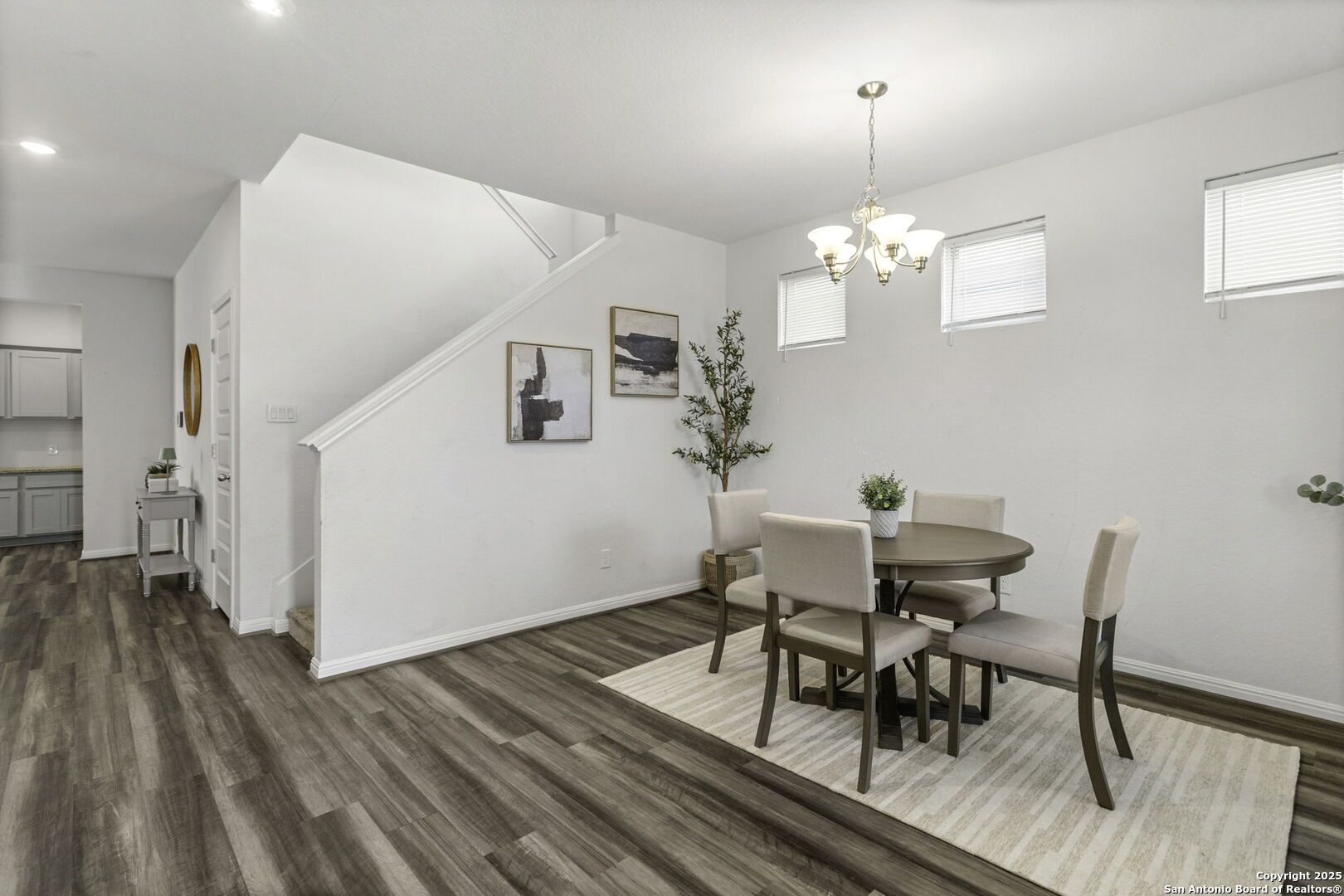11683 Folsom Pass