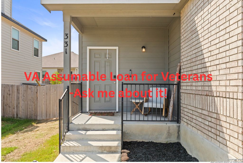 Photo of 331 Saddle Dawn, Cibolo, TX 78108 (MLS # 1893120)