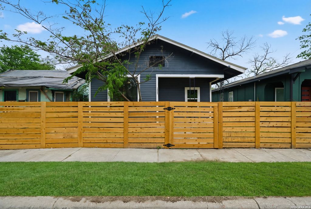 Photo of 1225 Burnet 101 #101, San Antonio, TX 78202 (MLS # 1955540)