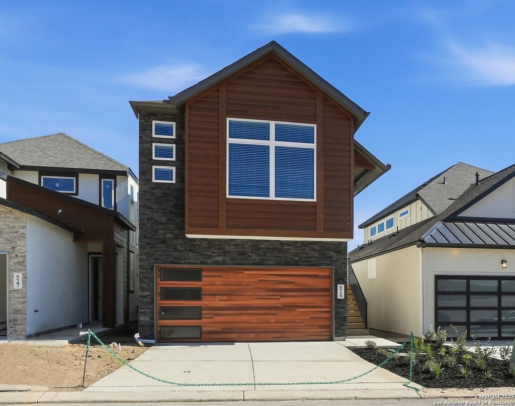 Photo of 20675 Huebner Rd Unit 526, San Antonio, TX 78258 (MLS # 1891978)