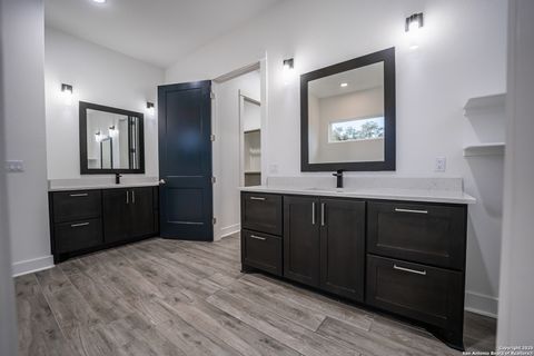 Tiny photo for 2109 Bella Vista, Canyon Lake, TX 78133 (MLS # 1928490)