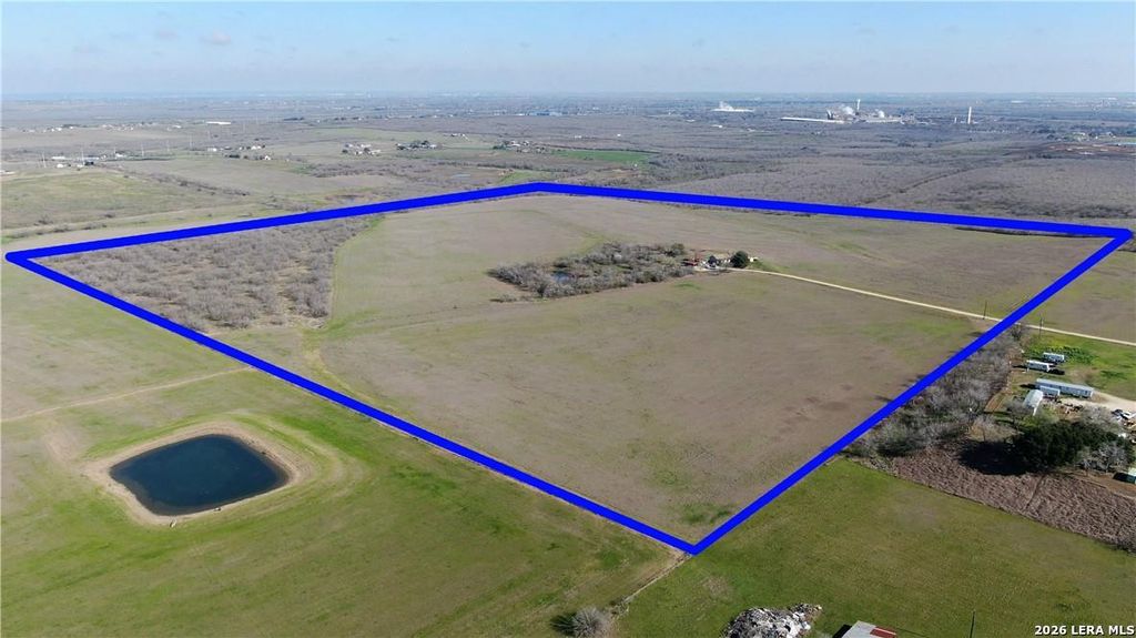 Photo of 445 Katie Ln, Seguin, TX 78155 (MLS # 1960261)