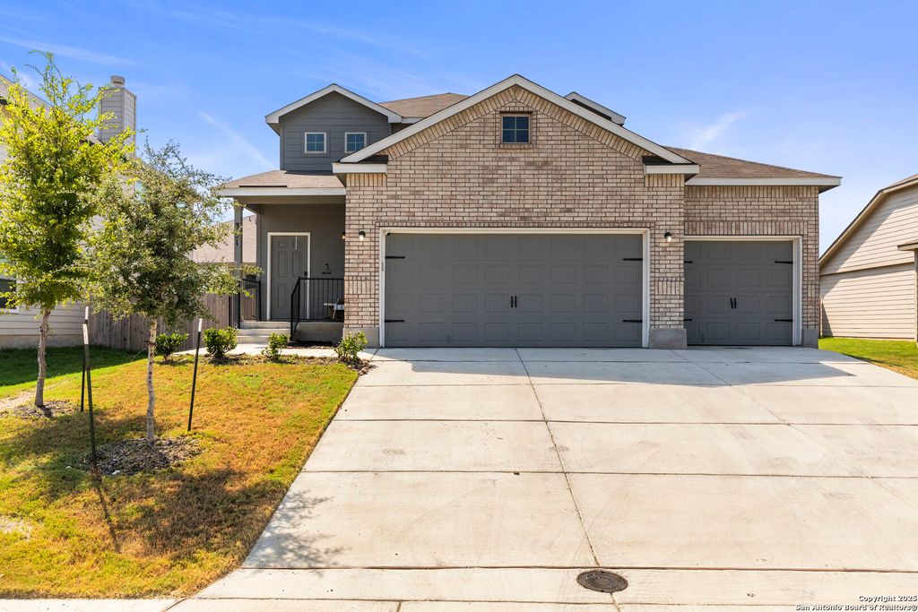 Photo of 331 Saddle Dawn, Cibolo, TX 78108 (MLS # 1928658)